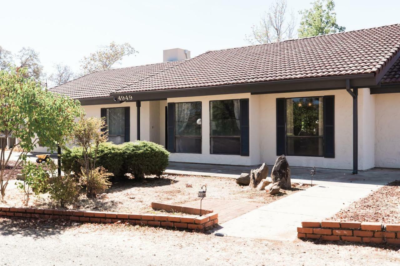 Moon Ranch - A Gateway To Yosemite Villa Mariposa Exterior photo